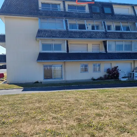 Lion Beach Exterior photo